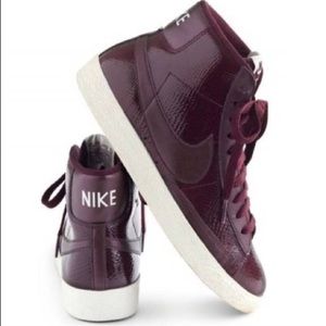 💜NIKE BLAZER - EGGPLANT💜